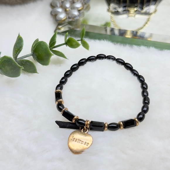 Lestrose Black and Gold Beaded Bracelet - Picture 5 of 5